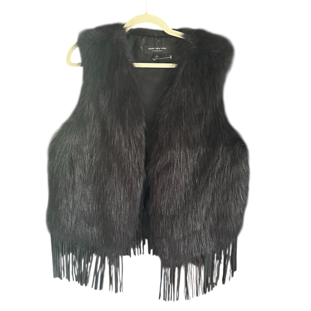 NWT‎ MARC NEW YORK Faux Fur Fringe Vest L